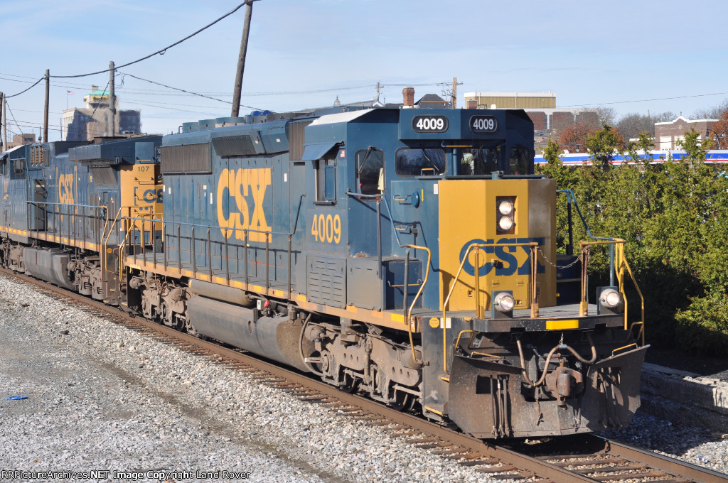 CSXT 4009 East